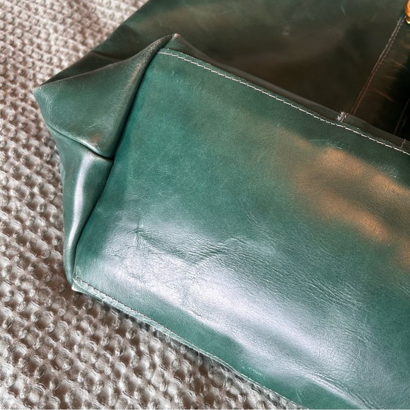 Like NWT Sseko Carryall Travel Bag in Agave - Picture 8 of 10